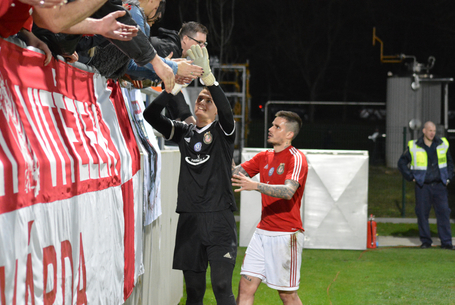 Közel, most már nagyon közel