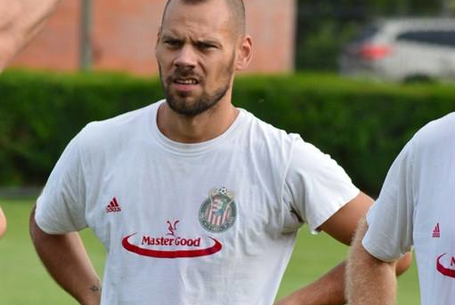 Vári Barnabás: még két év Várdán