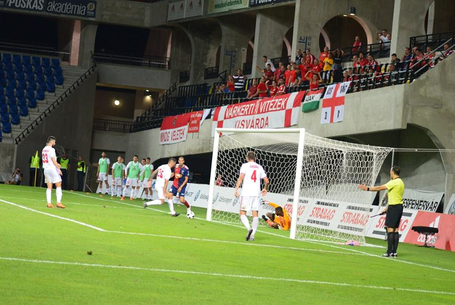 „Ideje lenne elkezdeni a pontgyűjtést”