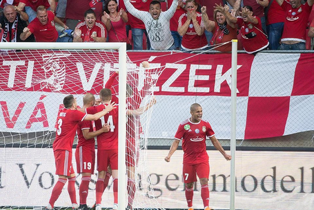 Szombaton is jegyértékesítés