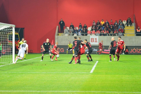 Jobbak, de ennyivel talán nem