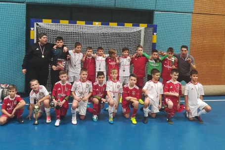 Két dobogós hely mellé két különdíj