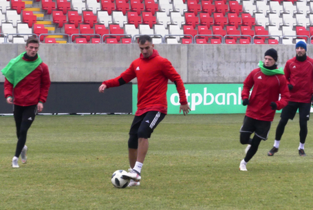 Edzés már a stadionban