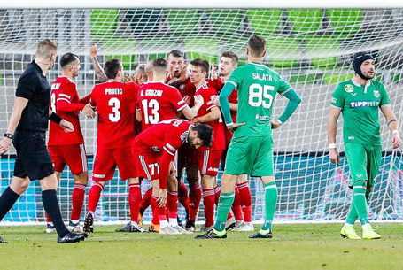 A győzelem vonal fölé repítette a csapatot