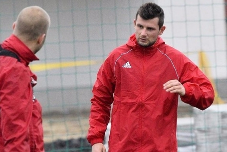 Szerződésbontás a védővel