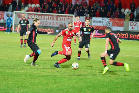 Ebben megint több volt