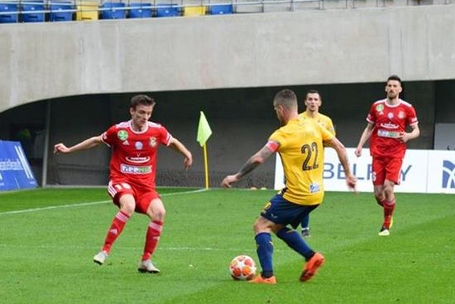 Vitte előre a lendület