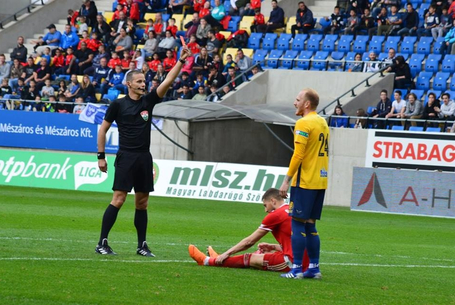 Negyedszer is idegenben