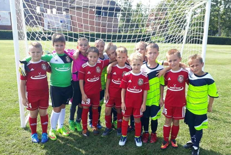 Önfeledt futball a kánikulában