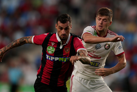 Ez igen! Honvéd-verés