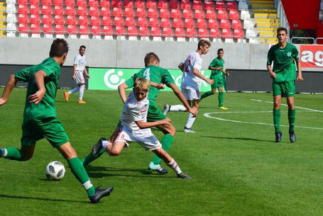 Megint négy és megint öt