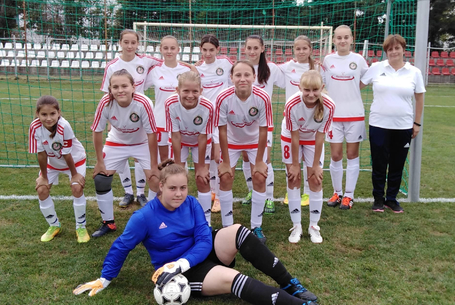 Lányaink: háromból három!