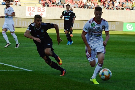 Grúz villanásokkal elvitt pontok