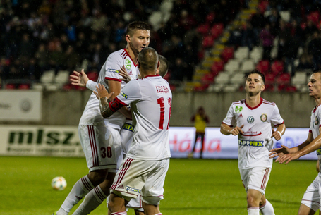 Eltörött a mécses