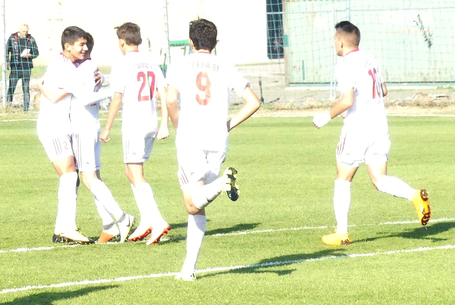 Harminchat szerzett gólra kilenc kapott