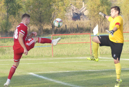 Kiböjtölt idegenbeli siker