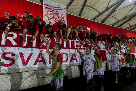 A jegyvásárlás péntek-szombati rendje