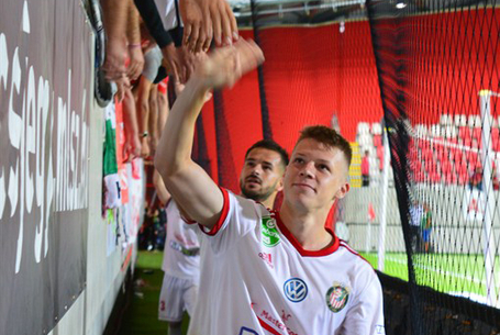 Két duplázó és egy ötös