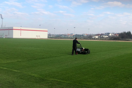 Már nyírni kellett a legújabb pályát