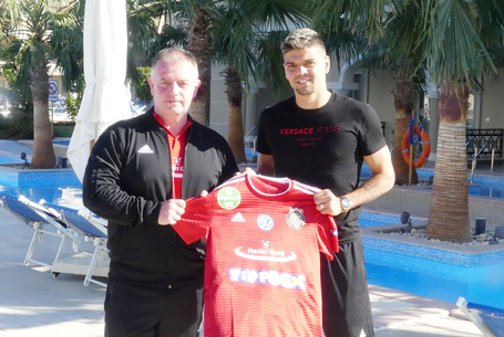 Brazil játékos a támadósorban