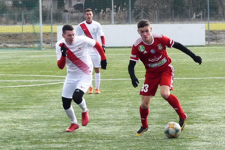 Edzőmeccsek futószalagon