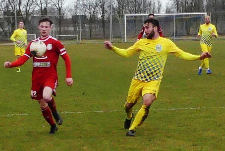 Hazai premier a vár oldalában