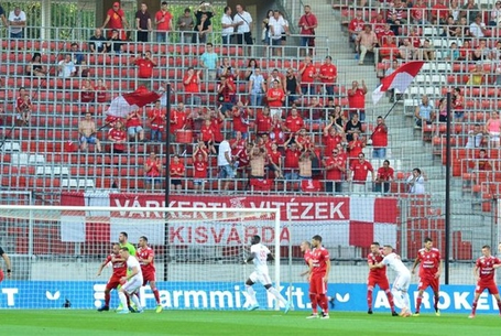 Jegyek a debreceni meccsre – Várdán is