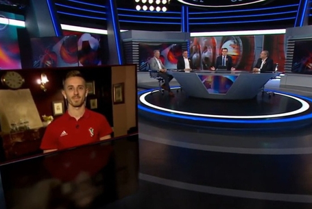 A kamera előtt is állta a sarat