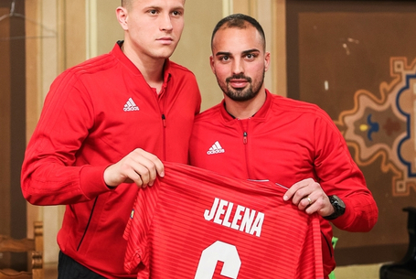 Kapujához szögezni a kapust!