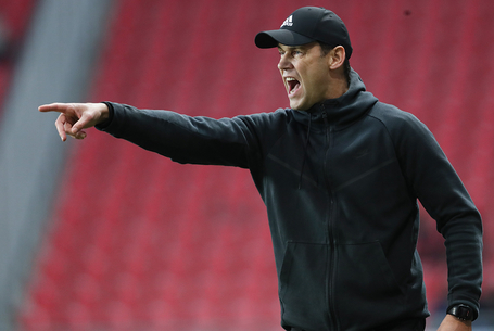 Nem könnyű egyedül