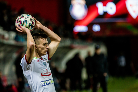 Pászka is került az asztalra