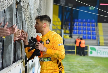 Nem akart a sorfal felugrani