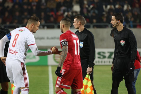 Dupla meccs a DVSC ellen