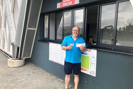 A vendégpénztárban várjuk a bérleteseket