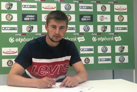 Marad a többposztos játékosunk