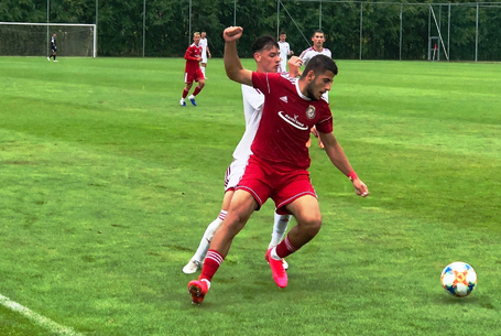 Keretes szerkezetben az esős meccs