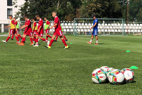 Két edzőmérkőzés a pénteki menetrendben