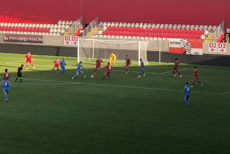 Döntetlen hazai pályán