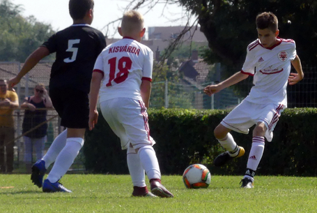 Hibátlan csapatok összecsapása