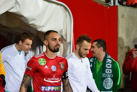 Jegyvásárlás – egyelőre csak személyesen