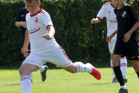 Két mérkőzésből egyet rendeznek meg!