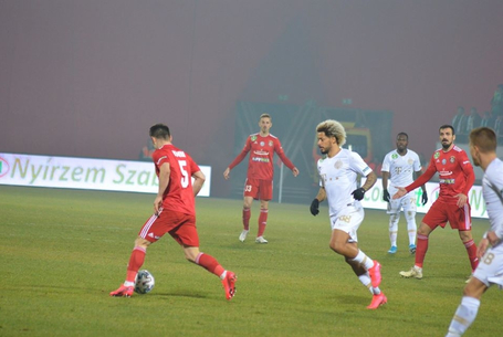 Közelebb, egyre közelebb