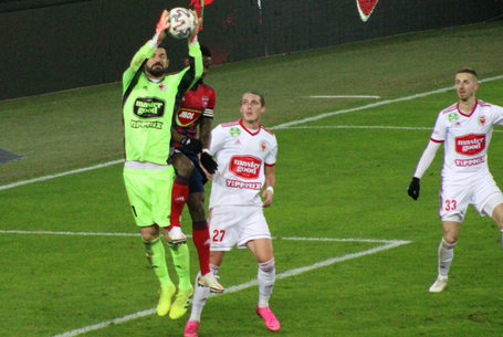 Még egy nagy védés a végére