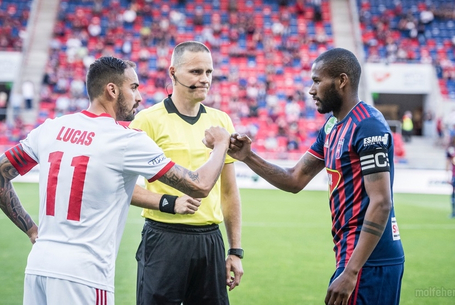 Holtversenyes második lesz