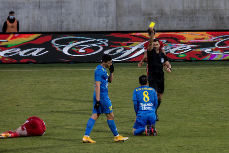 Százados úr a síppal