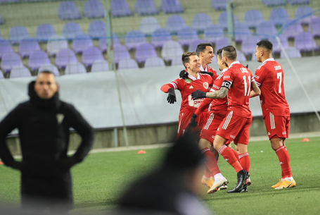 Katarzis a fotókon keresztül is