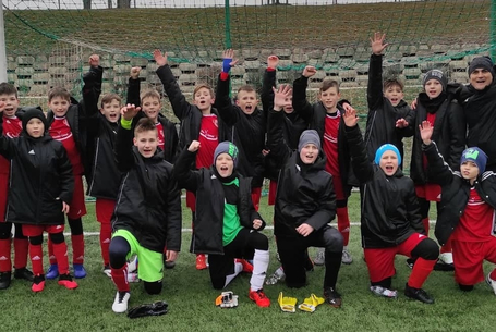 Az egyiknek sikerült