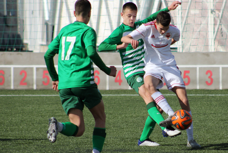 Fölényes győzelmet aratott az U13 és az U12