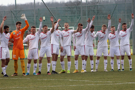 Győzelemre és előzésre vágynak