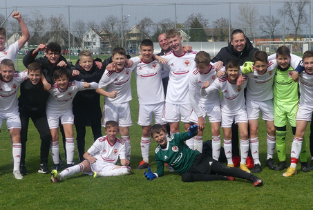 Az egyiknek sikerült